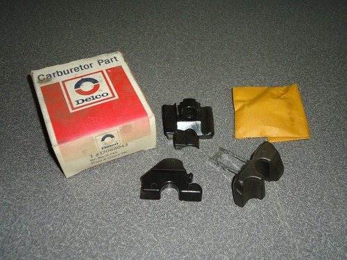 New NOS OEM GM Delco Carburetor Float & Insert Kit 17068043 Rochester Varajet