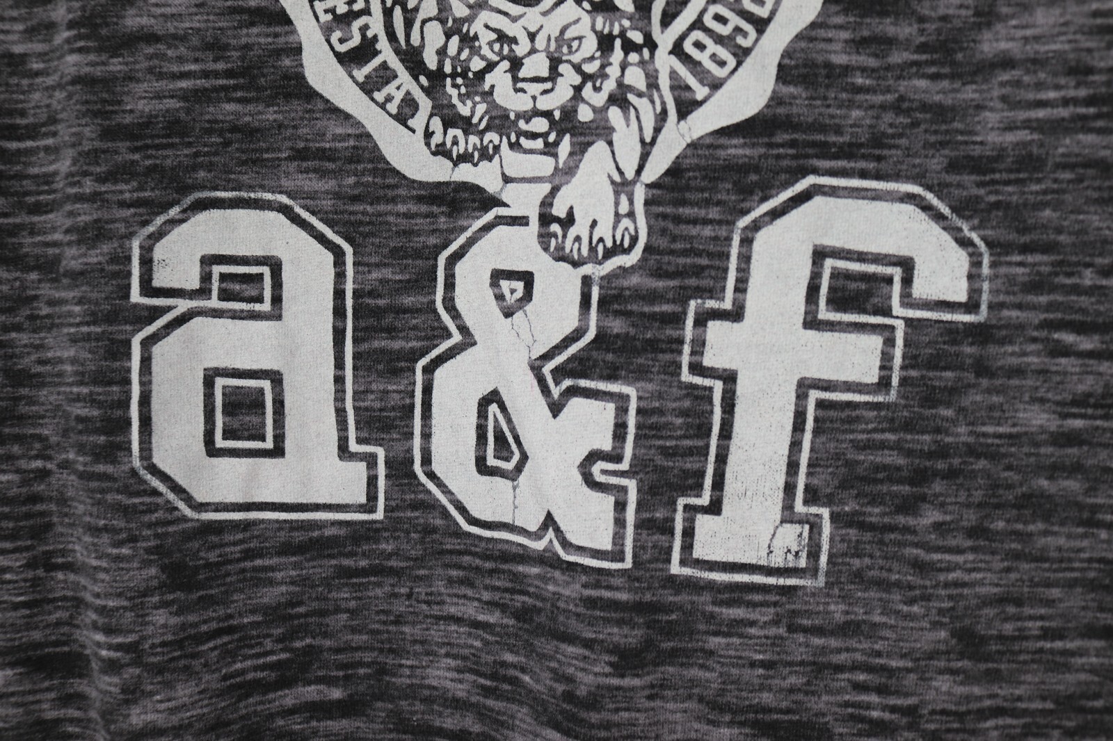Picture 2 of 9
