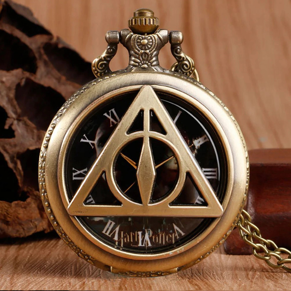 Montre à gousset Voldemort Harry Potter en acier sculpté et son écrin tissu