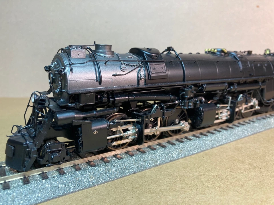 Norfolk & Western 2-6-6-4 Class A Rd #1222, PSC #17094-1 Factory Ptd Brass New - Image 3 of 4