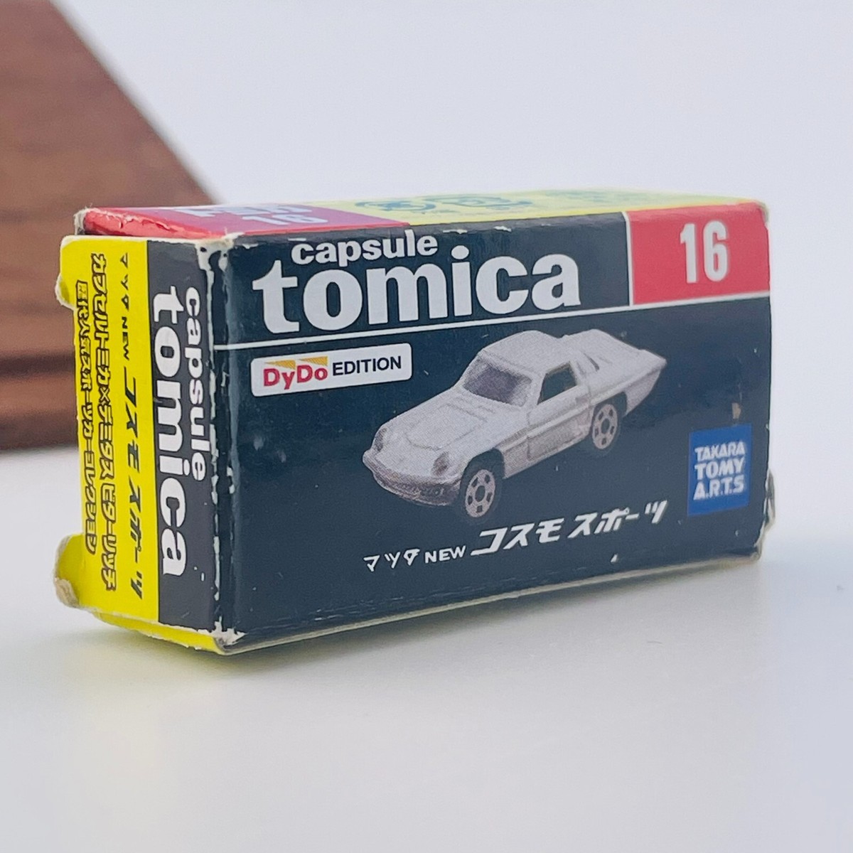 ミニカー tomica COSMO SPORT No.16 Made in Japan Tomica Dydo 1970 Mazda Cosmo Sports Car Collection #16 White Car