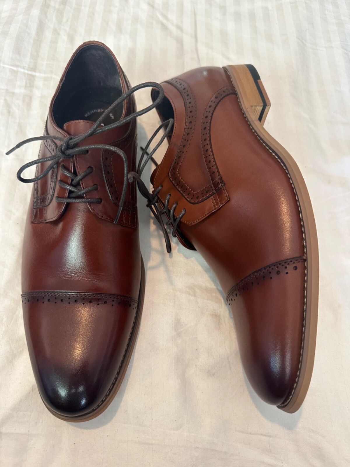SAOLA NUOVISSIMO abito Oxford Cap Toe Stacy Adams Dickinson taglia 9 5 M pelle cognac