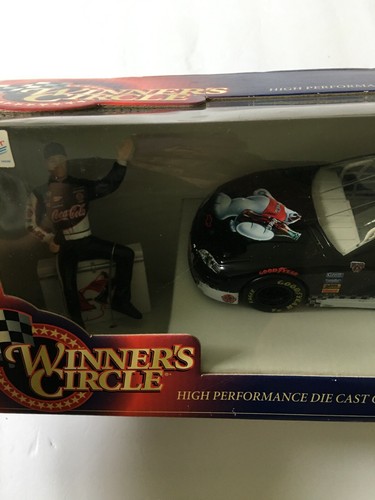 Hasbro (1999) Winner's Circle 1:24 Dale Earnhardt Jr. & #1 Coca Cola Monte Carlo - Picture 5 of 7