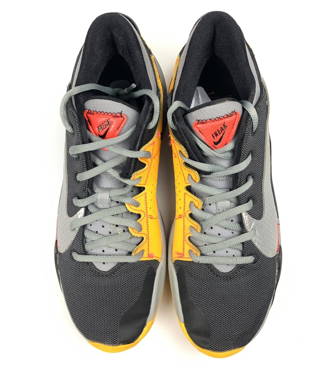 Nike Zoom Freak 2 Taxi Black Silver Size 8 CK5424-006