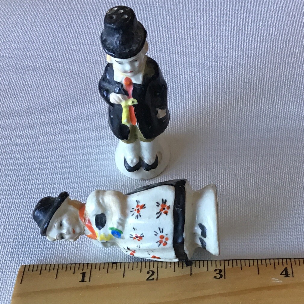 Vintage Tiny collectible Ceramic Man Woman Salt Pepper Shakers Japan AS