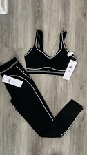 BRAND NEW Alo Yoga Black Airbrush Heart Throb Set Size Medium FAST SHIPPING