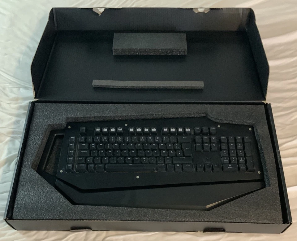 Cooler Master CM Storm Mech – Gaming Keyboard – Cherry MX Blue – OVP - Bild 2 von 4