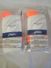 Lot Of 2 New Unisex ASICS Medium Team Tiger Crew Socks. White / Orange