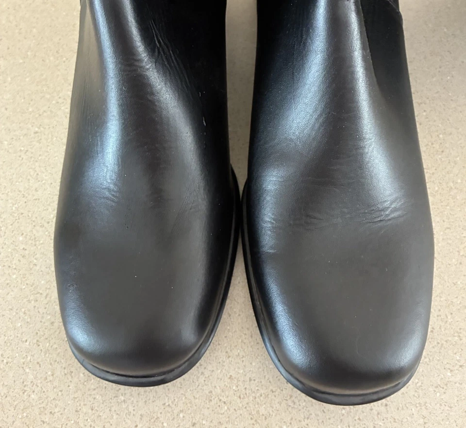 NEW COLDWATER CREEK Riding Boots Sz 7.5M Black Leather Side Zip Knee High - Image 3 of 4