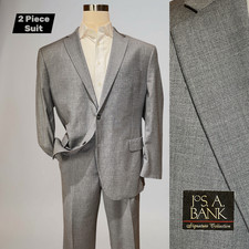 Jos A Bank Signature 48R 39x29 Heathered Dove Gray Sharkskin Suit