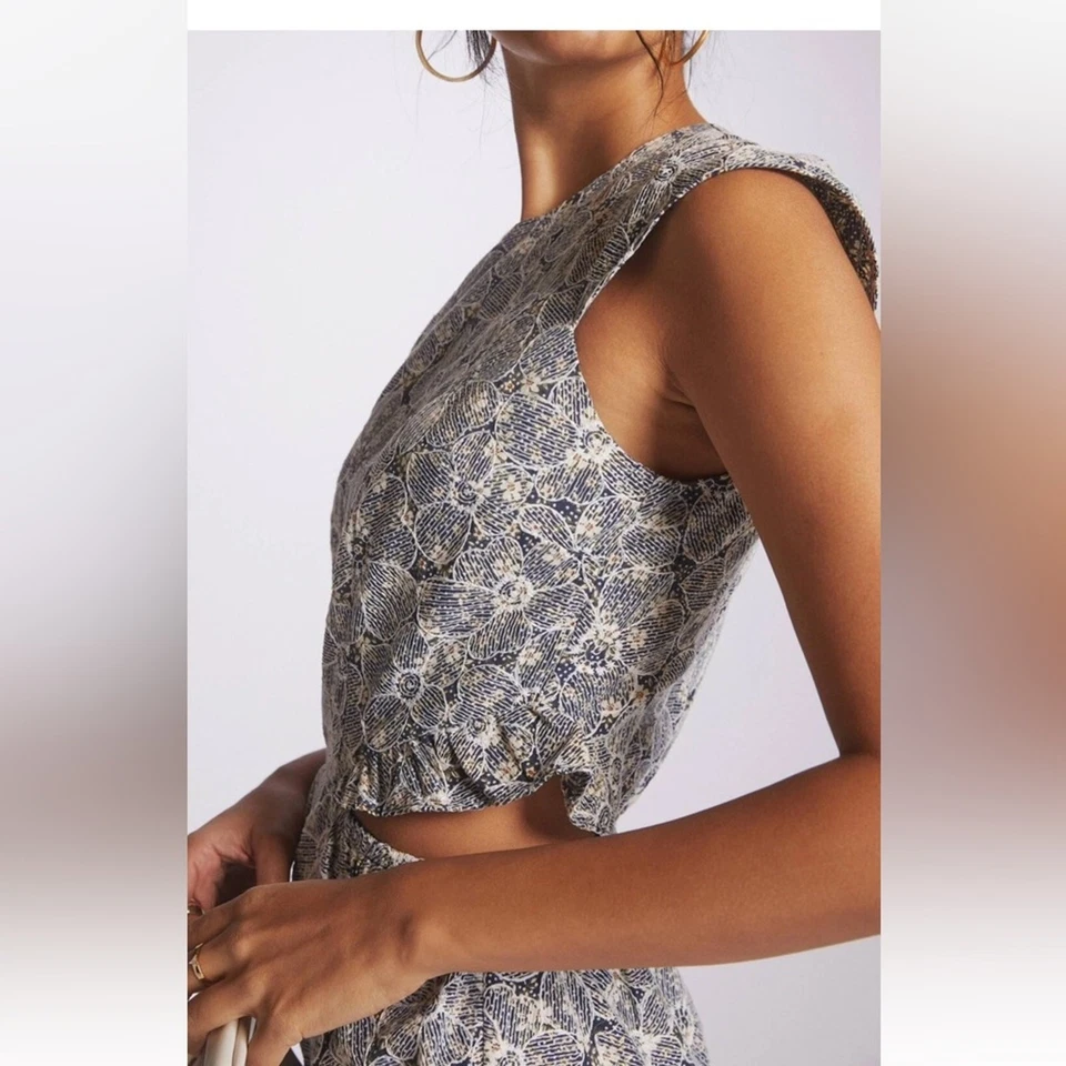 Anthropologie Helena 连身裤 Adelyn Rae 海军蓝奶油色花卉全新 XS 码 — 第 2/4 张图片