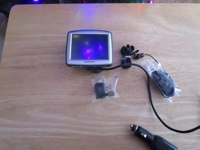 TomTom (4EN42 Z1230) GPS
