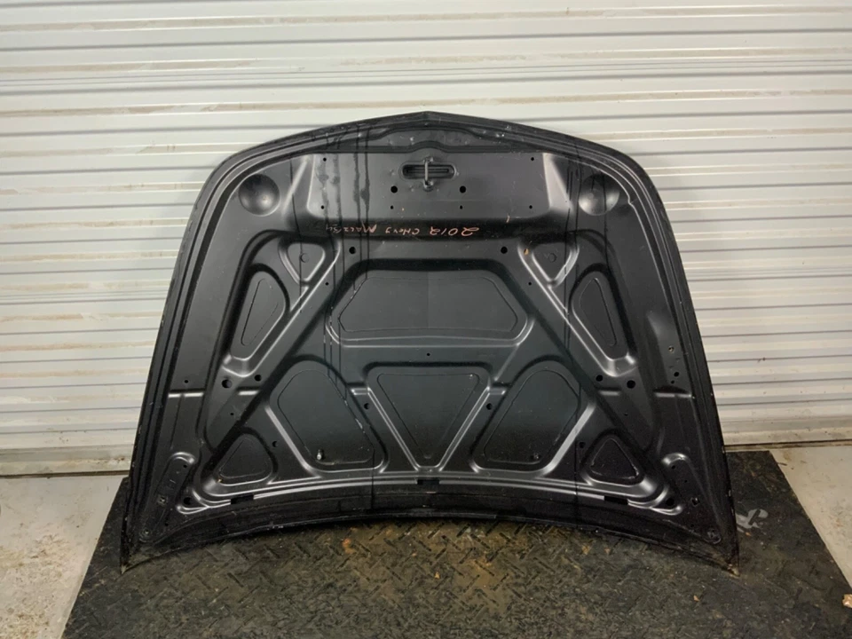 DAMAGED 2008 2009 2010 2011 2012 CHEVROLET MALIBU FRONT BLACK HOOD OEM PE Foto 3 de 4
