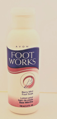 Avon Footworks Berry Mist Foot Soak 3.4 oz Bottle NEW SEALED