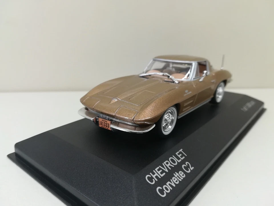 CHEVROLET Corvette C2 StingRay - 1963 - WHITEBOX 1:43 - Immagine 4 di 4