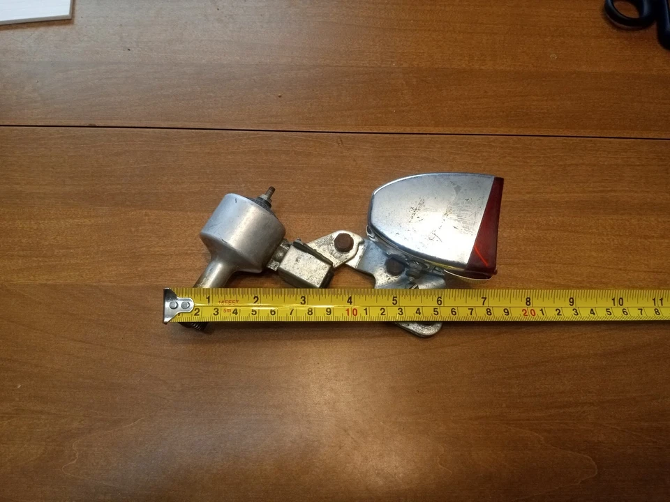 Luz de bicicleta vintage hecha en Alemania/Francesa muy única estado decente rara y difícil de encontrar Foto 4 de 4