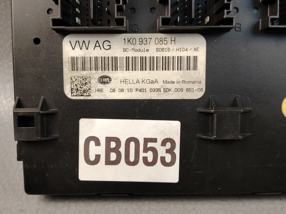 SEAT ALTEA 1.9 TDi 5P1 2009 FUSE BOX BODY CONTROL MODULE BCM 1K0937085H - Image 3 of 4