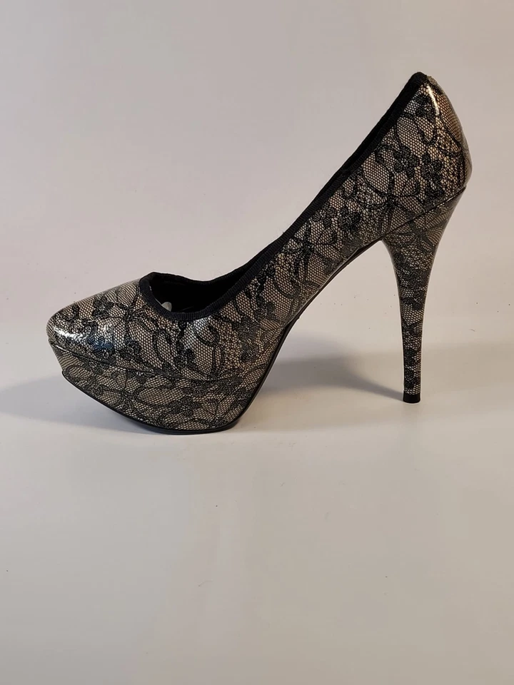Zapatos de tacón de aguja Charlotte Russe para mujer 8 negros grises florales 5” plataforma  Foto 4 de 4