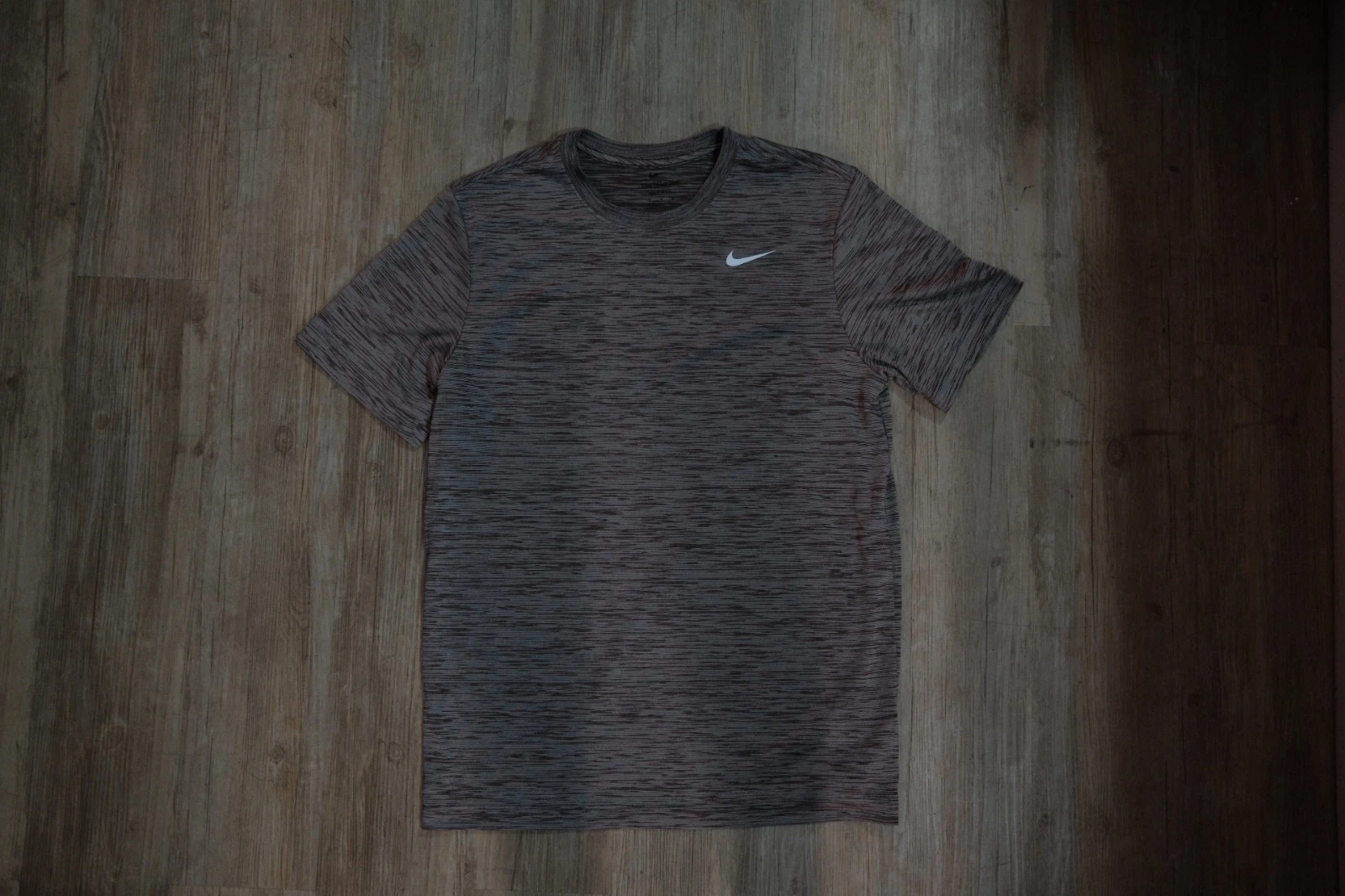 Nike $30 Dri-FIT Training Legend Short Sleeve Men's Medium FQ3808 237 Brown