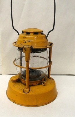 VINTAGE DIETZ NIGHT WATCH LANTERN WITH CLEAR GLOBE