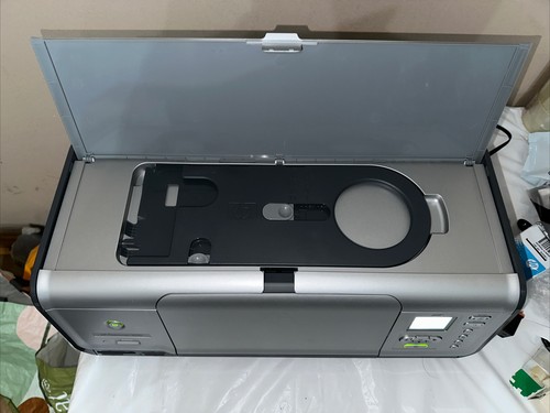 HP Photosmart 8050 Digital Photo Inkjet Printer. - Picture 5 of 8