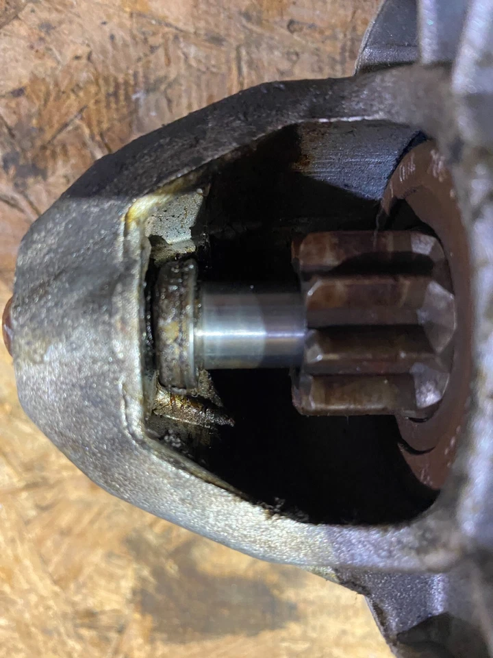 Starter. Saab 900 1986-93 and 9000 with 2.0L engine - Image 3 of 4