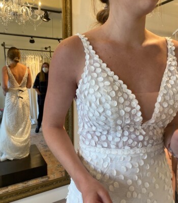 Made with Love Louie Fitted Wedding Dress (Size 2) Open Back, NEVER WORN | eBay Made with Love Louie Fitted Wedding Dress (Size 2) Open Back, NEVER WORN | eBay