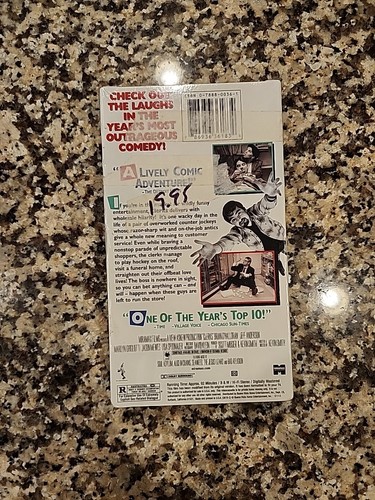 Clerks Factory Sealed VHS 1995 #3618 Rare Kevin Smith Brand New With Watermark - Picture 13 of 24
