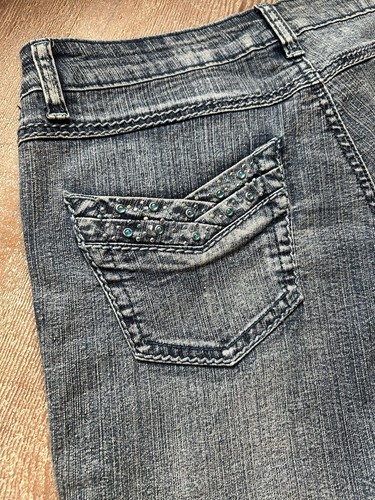 Apollo Denim Blue Jeans 9/10 Stretch Rhinestone Embellished Low Rise Flare Sz 30 - Picture 10 of 13