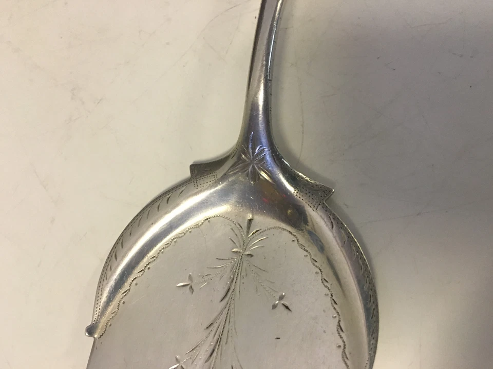 Antiguo pastel/servidor de pescado de plata esterlina FA Durgin St. Louis del siglo XIX Foto 4 de 4