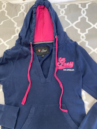 GUESS donna XS blu navy felpa con cappuccio coulisse marsupio rosa logo scollo a V Los Angeles - Foto 2 di 14