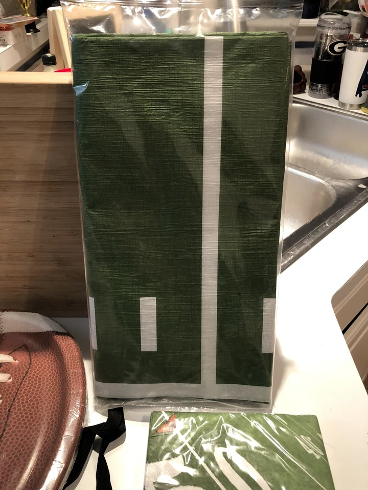 超级碗派对用品桌布、盘子、餐巾、罐装冷藏箱和线龙头 — 第 2/4 张图片