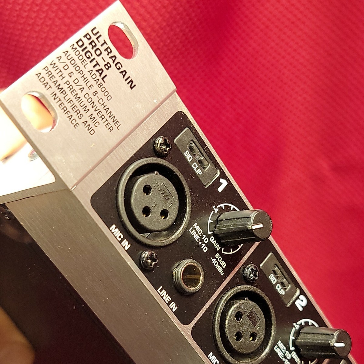 ベリンガー ULTRAGAIN PRO-8 DIGITAL ADA8000 Behringer UltraGain Pro-8 Digital ADA8000 Reviews | Sweetwater