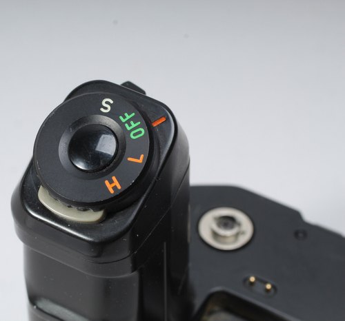 PENTAX MOTORDRIVE A WORKS BUT WON'T SHUT OFF FOR PARTS OR REPAIR - Picture 6 of 6