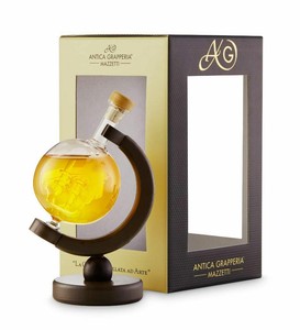 Idee Regalo Natale Ebay.Grappa Invecchiata Mazzetti A Forma Di Mappamondo Idea Regalo Natale 20 Cl Ebay