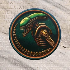 Alien Xenomorph Retro Sci-Fi Patch - Iron-On Applique For Clothes, Space Horror