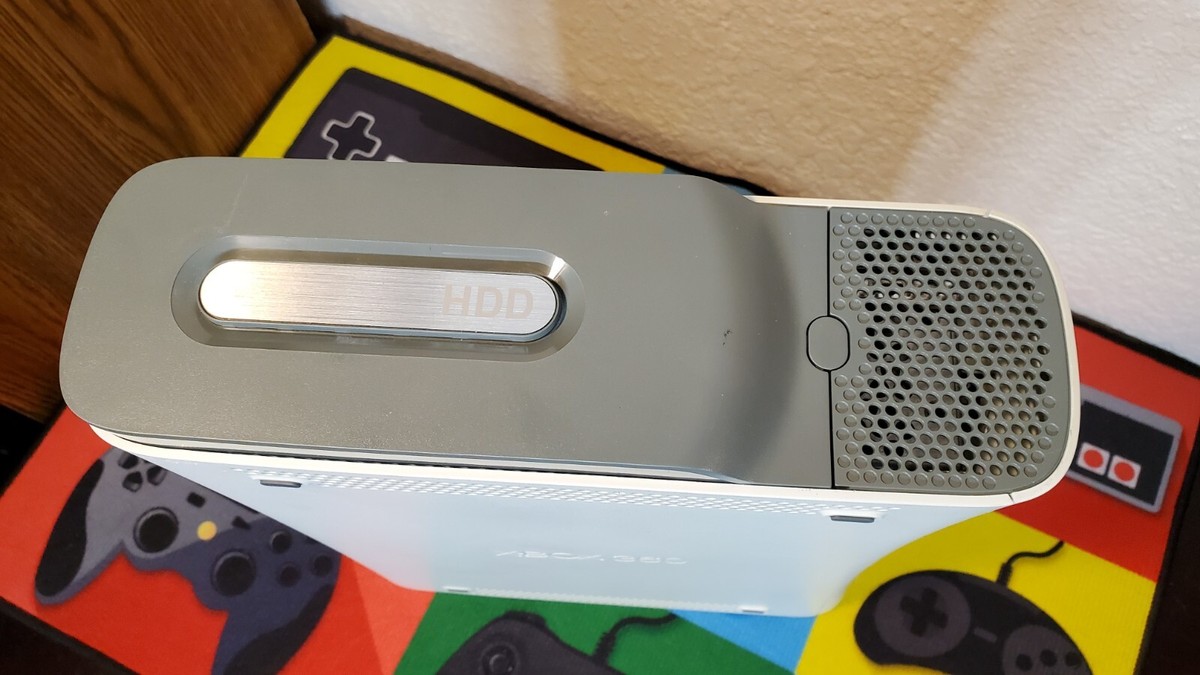 Xbox360 CONSOLE  本体 Amazon.com: Microsoft Xbox 360 Go Pro Console Bundle