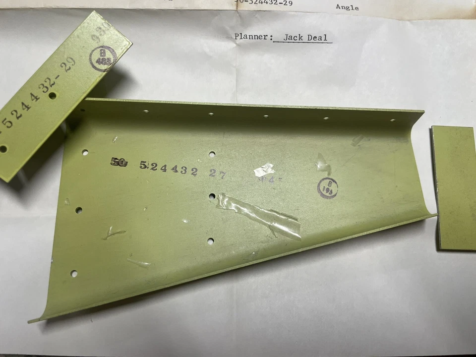 Beechcraft P/N 50-524432-651 NOS Foto 2 de 3