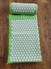 Prosource Fit Shatki Mat With Head Rest In Green. EUC.