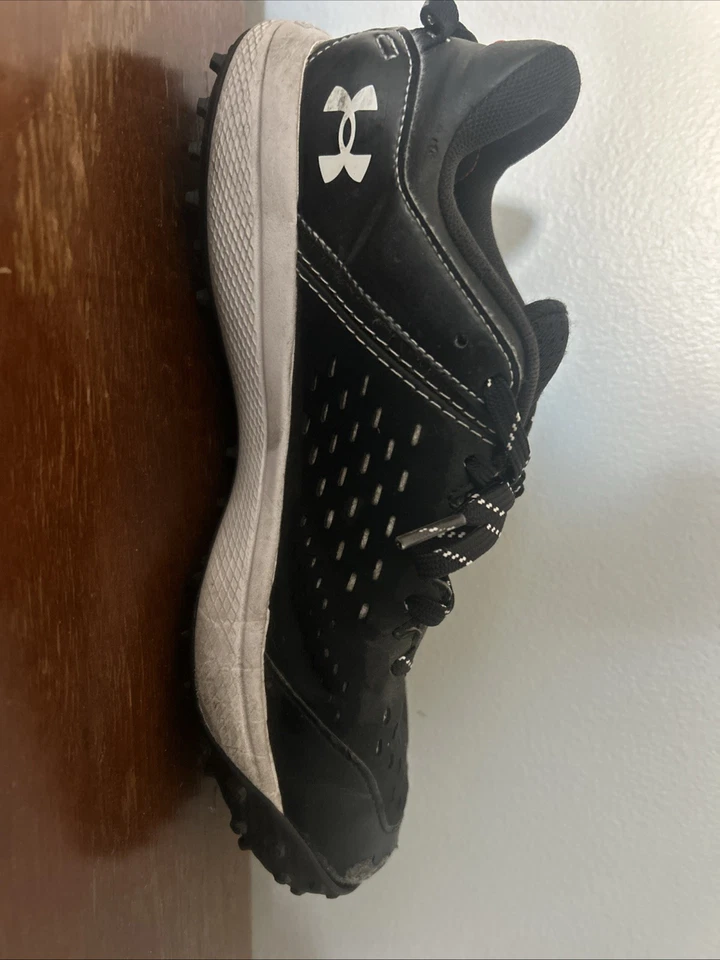 Under Armour Youth 6Y Negro UA Yard Césped Zapatos Foto 3 de 4