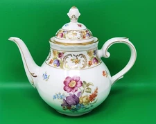 Schumann Bavaria Empress Dresden Flowers Porcelain 870 Large Teapot w/Lid 7.5"