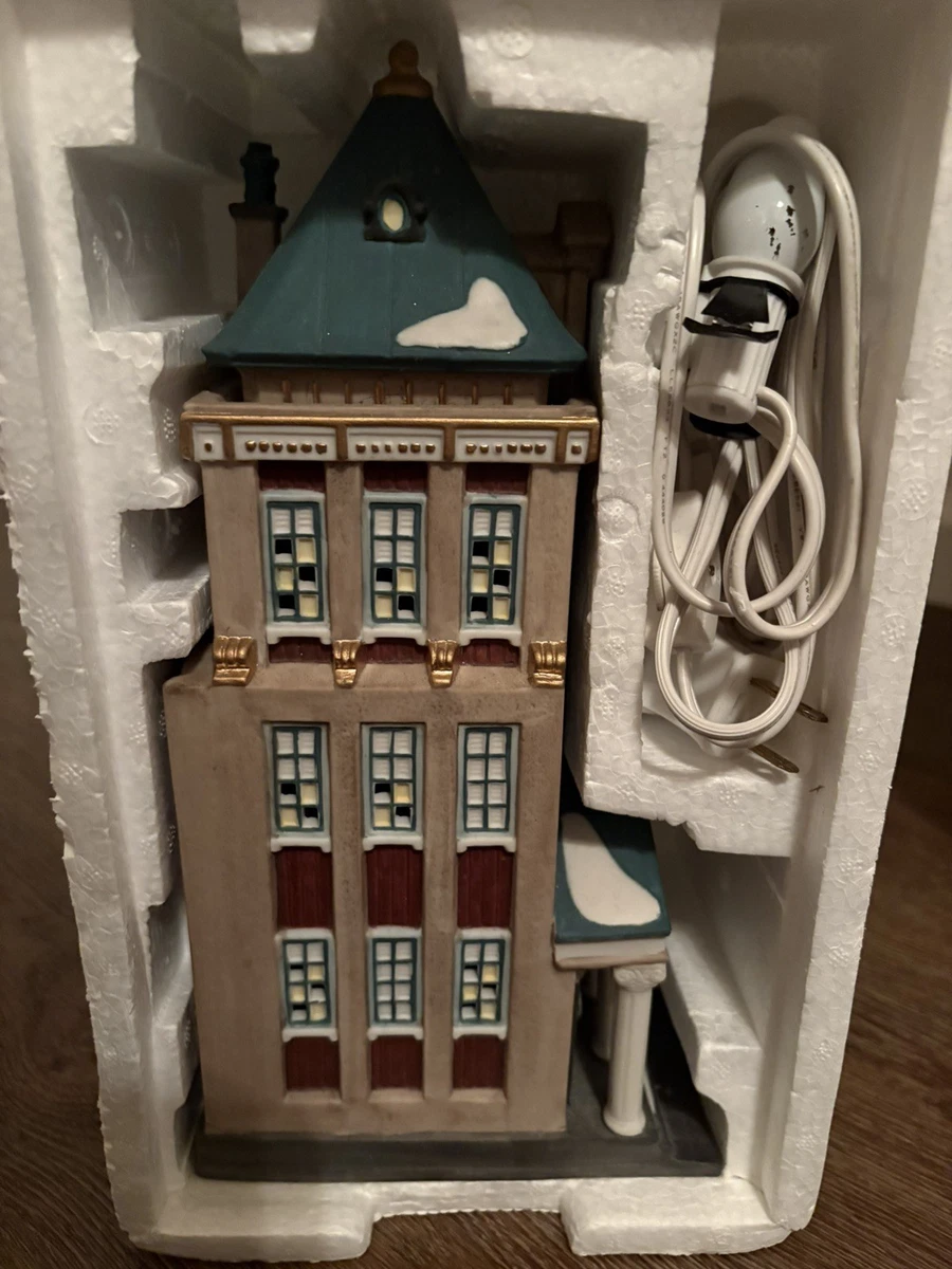 Christmas 1994 Year Manufactured Collectible Villages & Houses