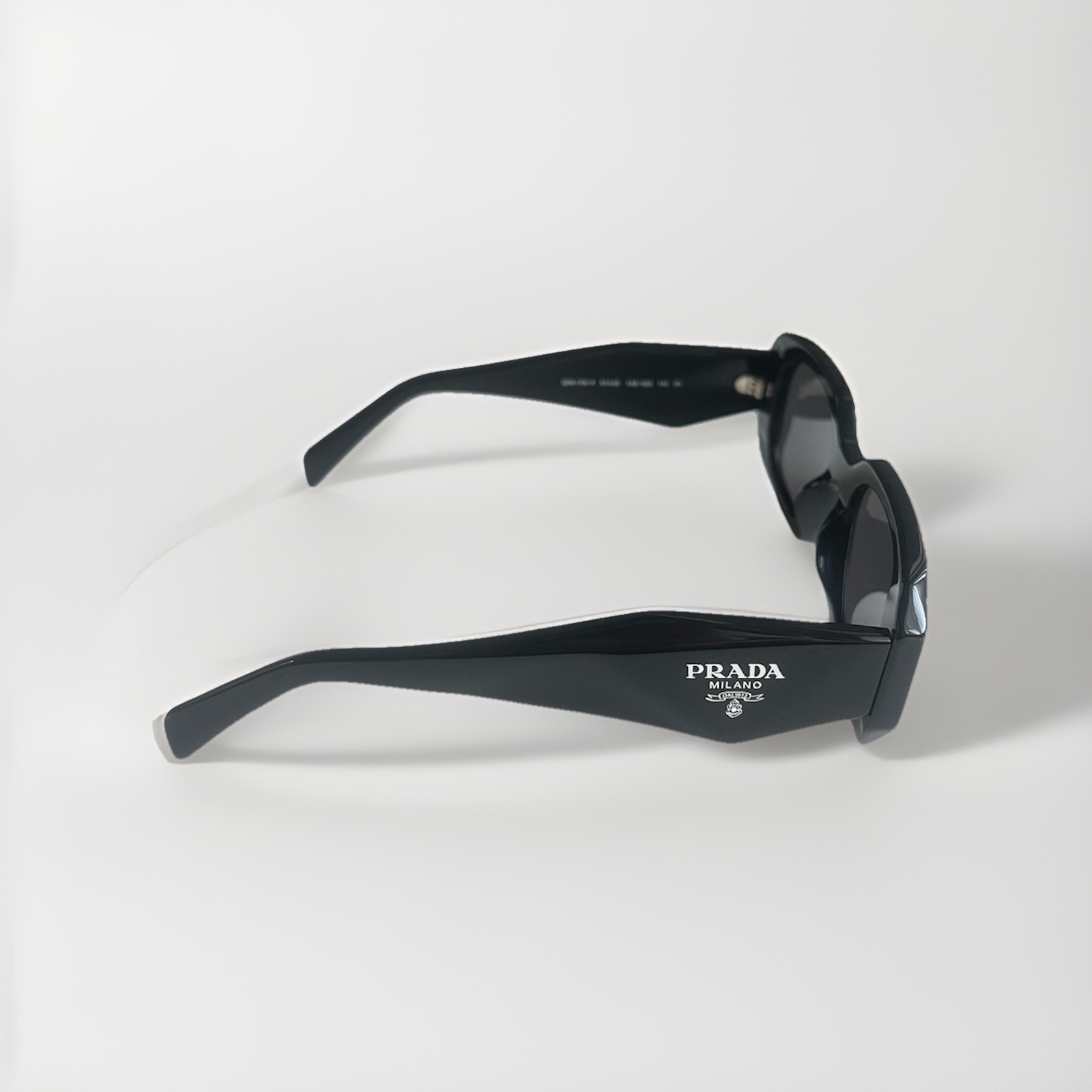 PRADA Glasses High-Quality Glassware Set thumbnail 5