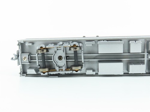 HO Scale Kato 35-6006 SP Southern Pacific Corrugated Business Passenger Car #150 - Picture 9 of 12