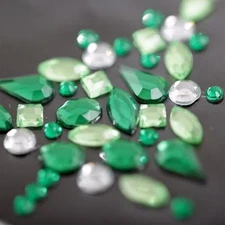 CraftbuddyUS 1pc 2in Self Adhesive Xmas Tree Design Diamante Rhinestone Gem DIY