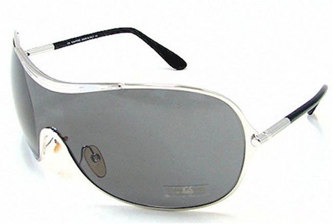 Солнцезащитные очки Tom Ford AMBER в серебряной оправе с дымчатыми линзами FT92 F80 140 125 32890₽