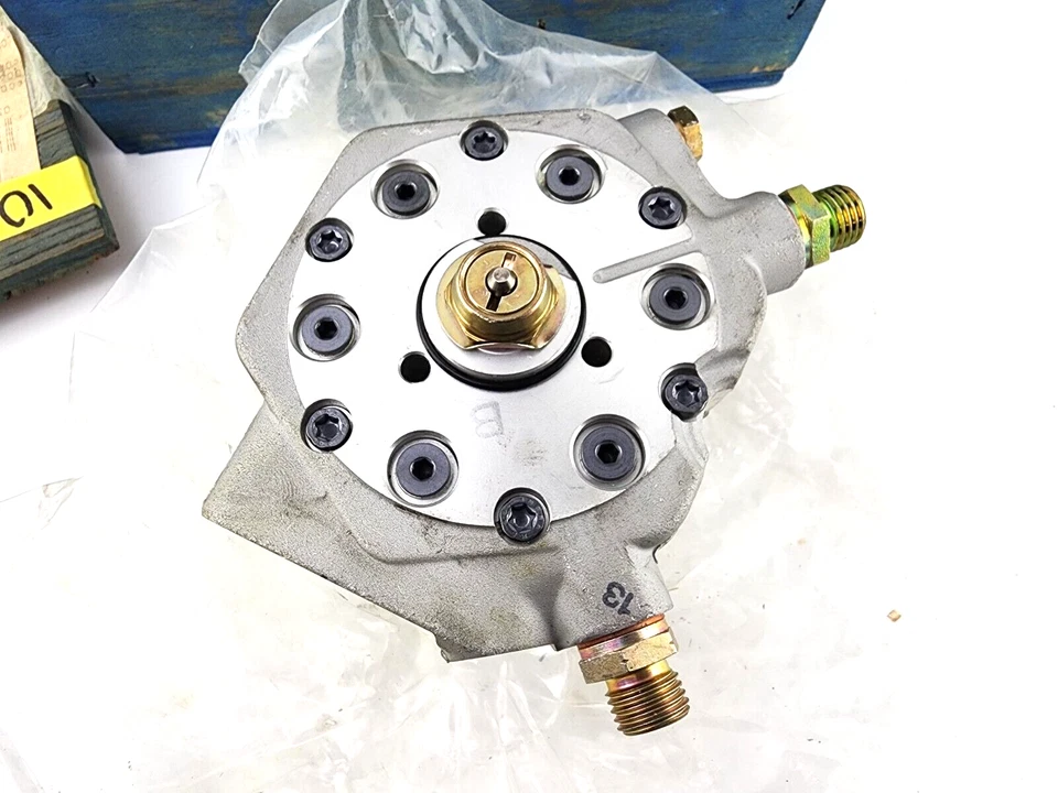 Distribuidor de combustível NOS Mercedes Benz Bosch 300CE 300SL 300E-24 24V 1990-1993 - Imagem 4 de 4