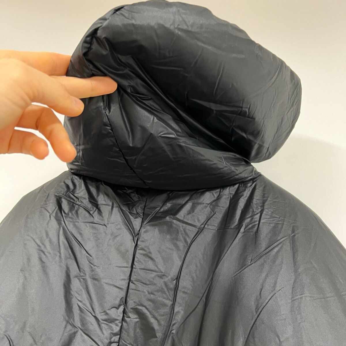 Yeezy Gap Engineered By Balenciaga T-Cut Puffer Parka Black Yeezy Gap Engineered By Balenciaga T-Cut Puffer Parka Black