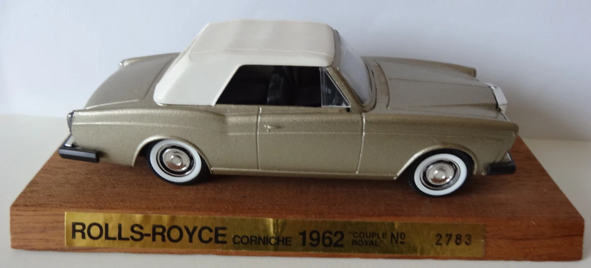 Voiture Miniature 1:43 Fiat Nuova 500 Vintage Police Toy Model Modèle