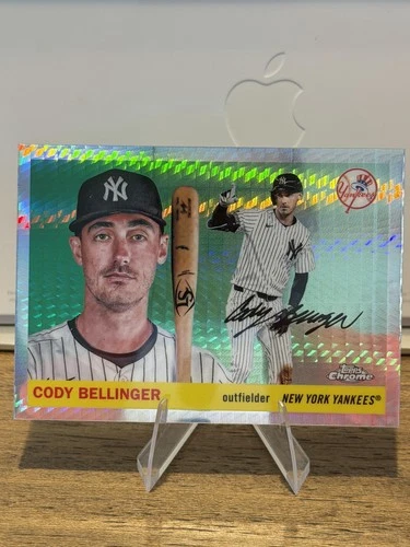 2025 Topps Chrome Platinum #26 Cody Bellinger Prism Refractors